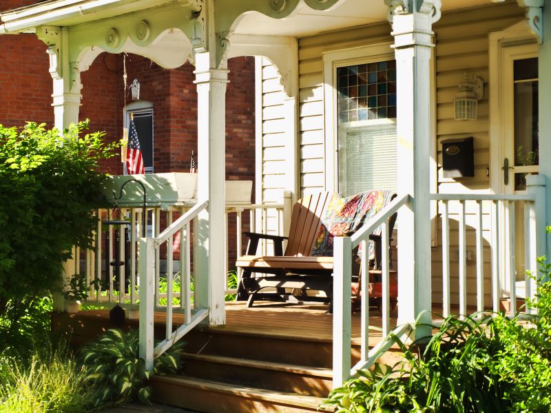 Traditional Porch Finish